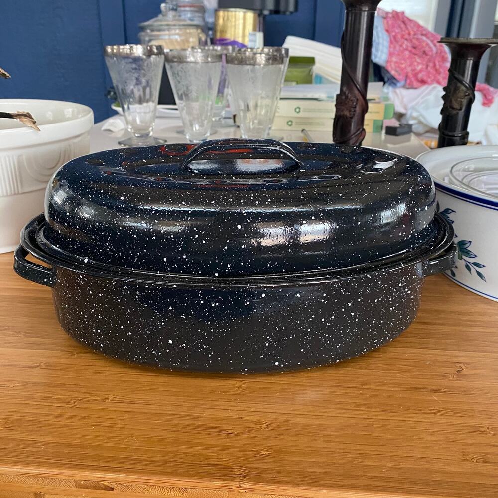 Vintage 1970s Granite Ware Small Oval Roasting‎ Pan with Lid